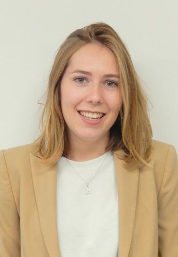 Laura JOLIOT