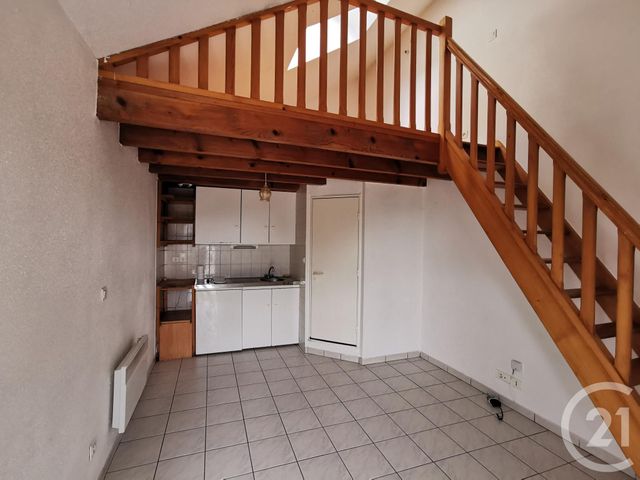 Afficher la photo en grand Appartement F1 à louer - 1 pièce - 16.13 m2 - MAMIROLLE - 25 - FRANCHE-COMTE - Century 21 Chaprais Immobilier