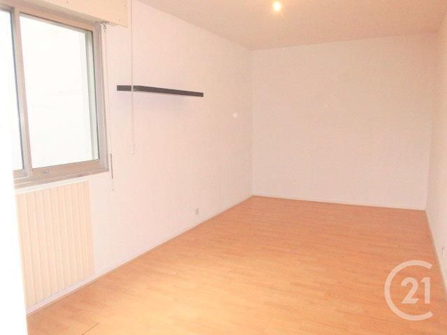 Appartement F5 à vendre - 5 pièces - 103.63 m2 - BESANCON - 25 - FRANCHE-COMTE - Century 21 Chaprais Immobilier Appartement F5 à vendre - 5 pièces - 103.63 m2 - BESANCON - 25 - FRANCHE-COMTE - Century 21 Chaprais Immobilier