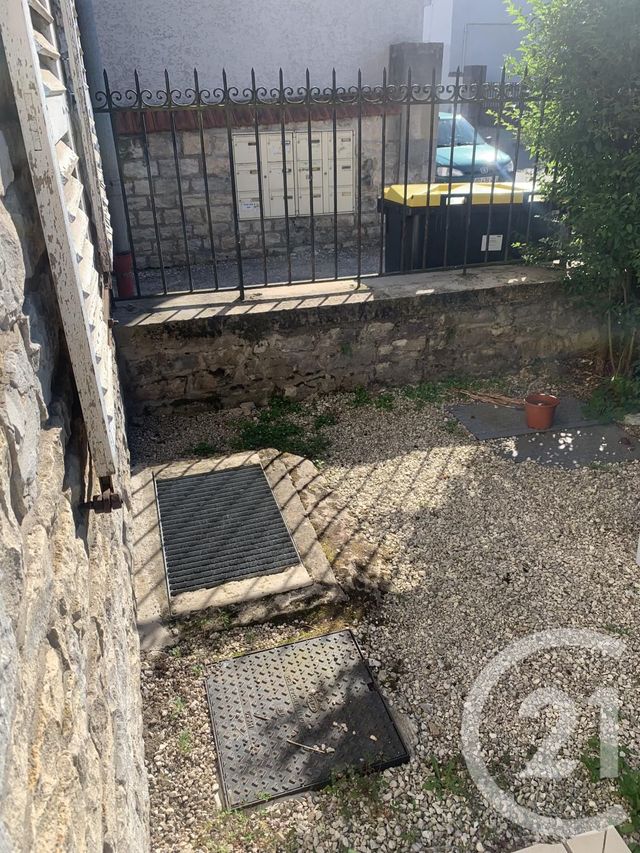 Appartement F1 à louer - 1 pièce - 18.59 m2 - BESANCON - 25 - FRANCHE-COMTE - Century 21 Chaprais Immobilier Appartement F1 à louer - 1 pièce - 18.59 m2 - BESANCON - 25 - FRANCHE-COMTE - Century 21 Chaprais Immobilier