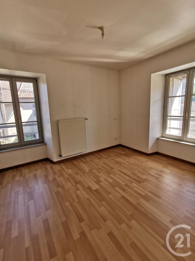 Afficher la photo en grand Appartement F3 à louer - 3 pièces - 104.09 m2 - ETUZ - 70 - FRANCHE-COMTE - Century 21 Chaprais Immobilier