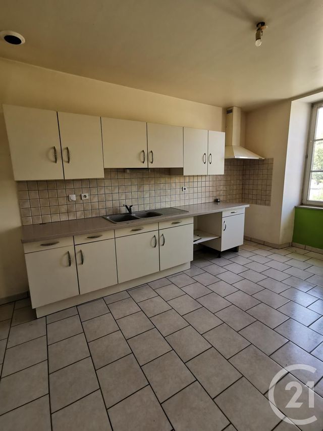 Afficher la photo en grand Appartement F3 à louer - 3 pièces - 104.09 m2 - ETUZ - 70 - FRANCHE-COMTE - Century 21 Chaprais Immobilier