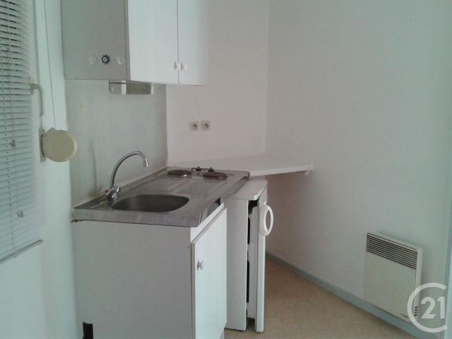 Appartement F2 à louer - 2 pièces - 48.65 m2 - BESANCON - 25 - FRANCHE-COMTE - Century 21 Chaprais Immobilier Appartement F2 à louer - 2 pièces - 48.65 m2 - BESANCON - 25 - FRANCHE-COMTE - Century 21 Chaprais Immobilier