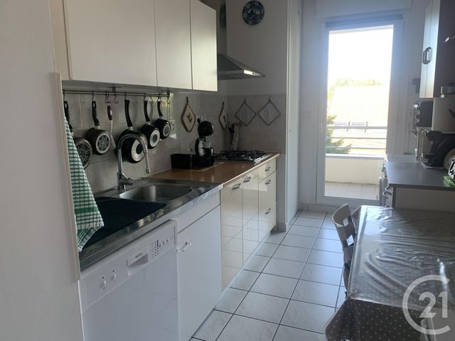Appartement F3 à louer - 3 pièces - 65.0 m2 - BESANCON - 25 - FRANCHE-COMTE - Century 21 Chaprais Immobilier Appartement F3 à louer - 3 pièces - 65.0 m2 - BESANCON - 25 - FRANCHE-COMTE - Century 21 Chaprais Immobilier