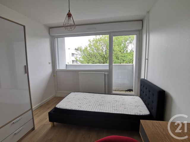 Afficher la photo en grand Chambre à louer - 1 pièce - 10.5 m2 - BESANCON - 25 - FRANCHE-COMTE - Century 21 Chaprais Immobilier
