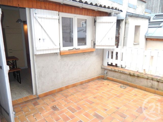 Afficher la photo en grand Appartement F1 à louer - 1 pièce - 27.6 m2 - BESANCON - 25 - FRANCHE-COMTE - Century 21 Chaprais Immobilier