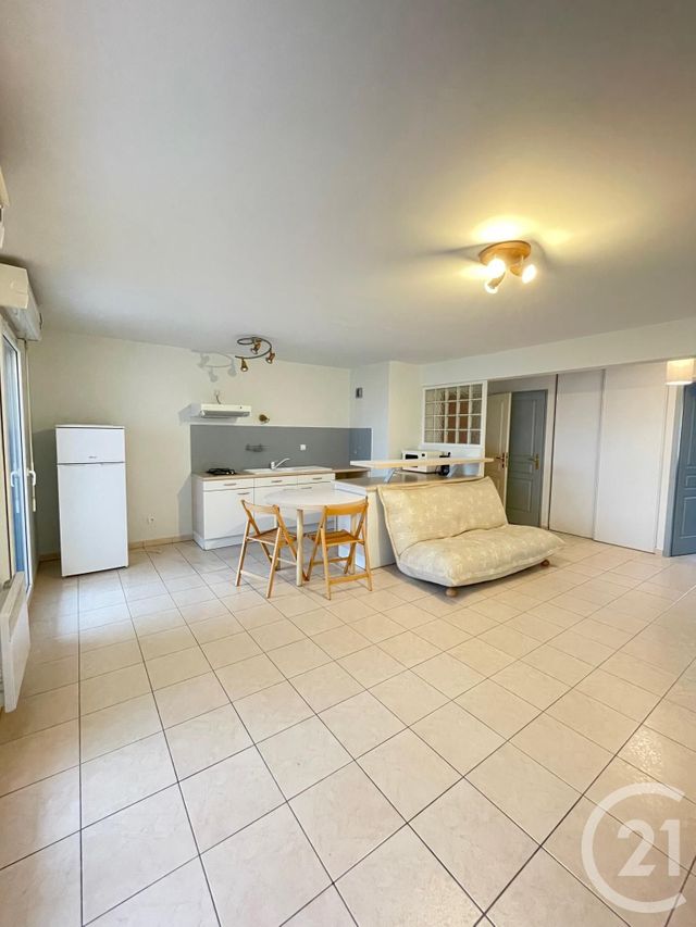 Appartement à louer - 2 pièces - 50.72 m2 - BESANCON - 25 - FRANCHE-COMTE - Century 21 Chaprais Immobilier