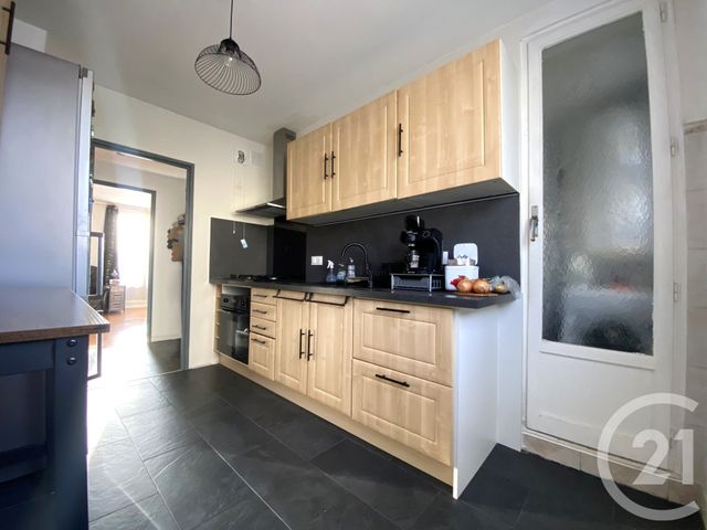 Appartement F5 à vendre - 5 pièces - 80.96 m2 - BESANCON - 25 - FRANCHE-COMTE - Century 21 Chaprais Immobilier