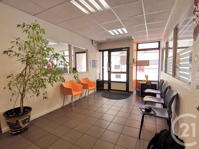 Appartement Local à louer - 6 pièces - 136.03 m2 - BESANCON - 25 - FRANCHE-COMTE - Century 21 Chaprais Immobilier