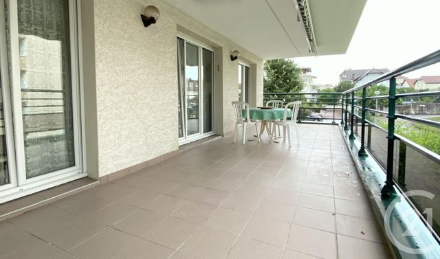 Appartement F5 à vendre - 4 pièces - 109.68 m2 - BESANCON - 25 - FRANCHE-COMTE - Century 21 Chaprais Immobilier