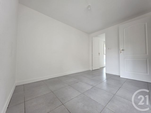 Appartement Local à louer - 2 pièces - 25.59 m2 - CHALEZE - 25 - FRANCHE-COMTE - Century 21 Chaprais Immobilier