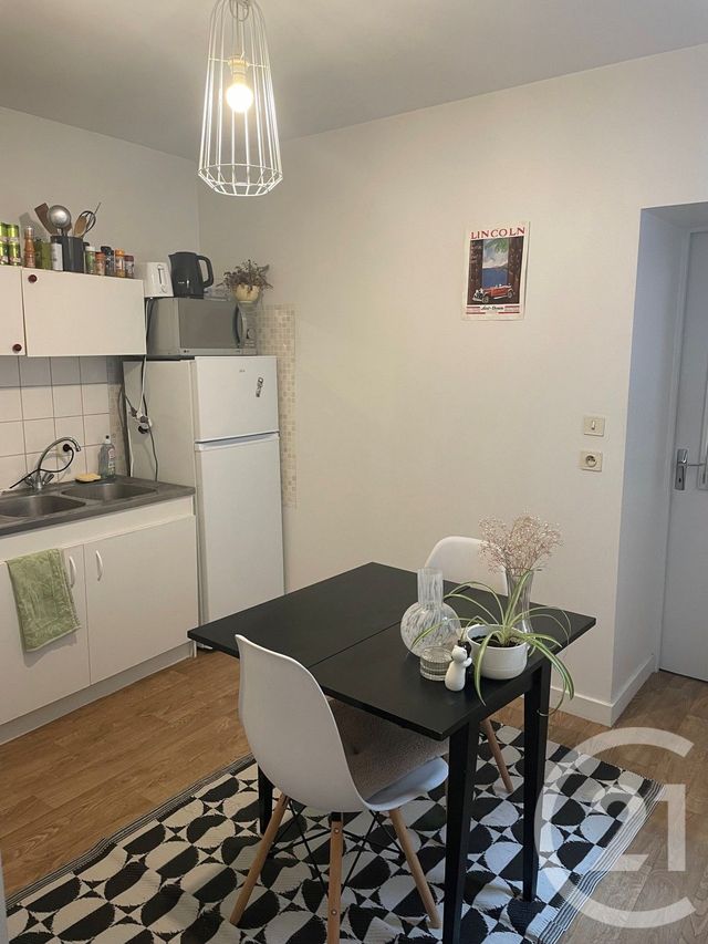 Appartement T1 à louer - 1 pièce - 23.44 m2 - BESANCON - 25 - FRANCHE-COMTE - Century 21 Chaprais Immobilier