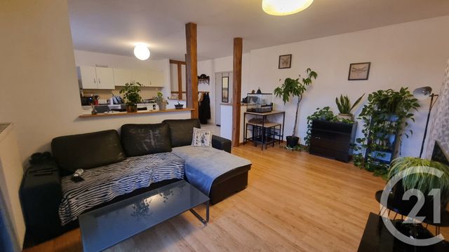 Appartement à louer - 4 pièces - 87.5 m2 - ETUZ - 70 - FRANCHE-COMTE - Century 21 Chaprais Immobilier