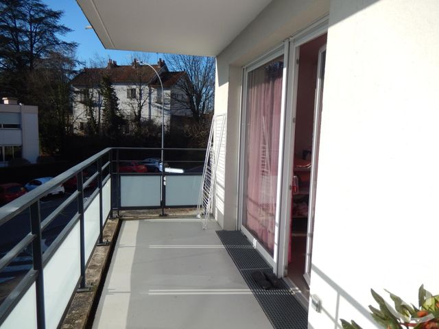Appartement F3 à louer - 3 pièces - 64.66 m2 - BESANCON - 25 - FRANCHE-COMTE - Century 21 Chaprais Immobilier