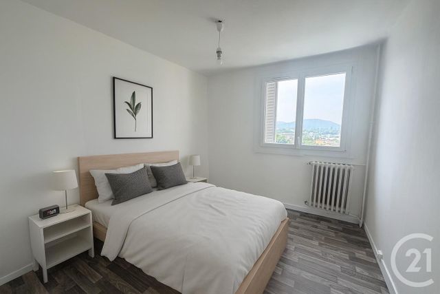 Afficher la photo en grand Appartement F4 à vendre - 4 pièces - 69.89 m2 - BESANCON - 25 - FRANCHE-COMTE - Century 21 Chaprais Immobilier