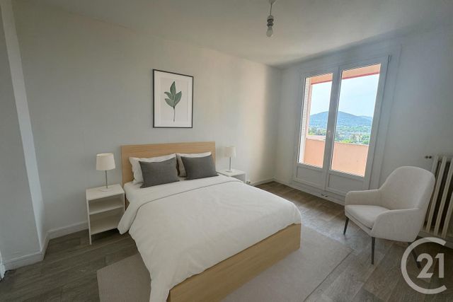 Afficher la photo en grand Appartement F4 à vendre - 4 pièces - 69.89 m2 - BESANCON - 25 - FRANCHE-COMTE - Century 21 Chaprais Immobilier