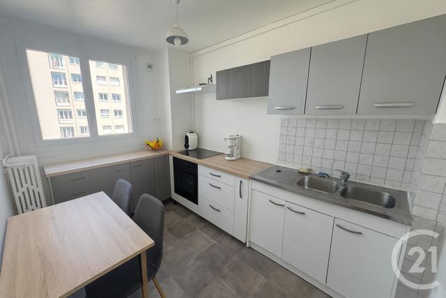 Afficher la photo en grand Appartement F4 à vendre - 4 pièces - 69.89 m2 - BESANCON - 25 - FRANCHE-COMTE - Century 21 Chaprais Immobilier