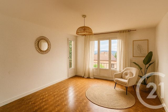 Appartement F4 à louer - 4 pièces - 85.17 m2 - 25 - FRANCHE-COMTE - Century 21 Chaprais Immobilier