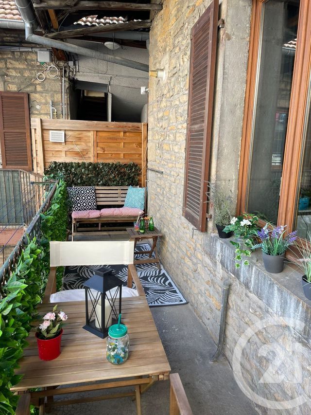 Afficher la photo en grand Appartement F2 à vendre - 2 pièces - 64.01 m2 - BESANCON - 25 - FRANCHE-COMTE - Century 21 Chaprais Immobilier