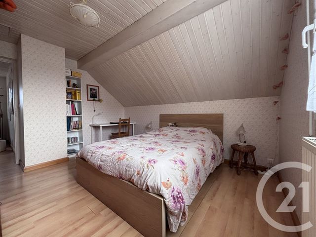 maison à vendre - 7 pièces - 188.0 m2 - ROCHE LEZ BEAUPRE - 25 - FRANCHE-COMTE - Century 21 Chaprais Immobilier