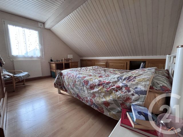 maison à vendre - 7 pièces - 188.0 m2 - ROCHE LEZ BEAUPRE - 25 - FRANCHE-COMTE - Century 21 Chaprais Immobilier