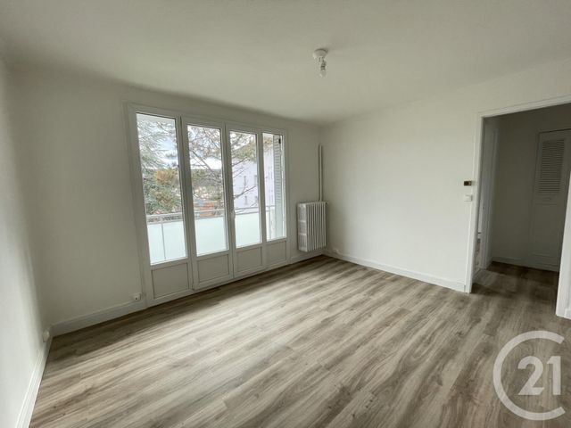 Appartement F3 à louer - 3 pièces - 52.75 m2 - BESANCON - 25 - FRANCHE-COMTE - Century 21 Chaprais Immobilier