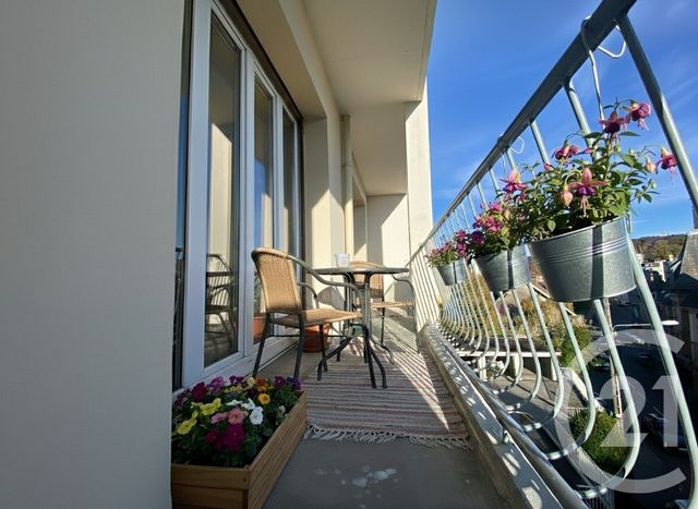 Appartement F5 à vendre - 5 pièces - 101.5 m2 - BESANCON - 25 - FRANCHE-COMTE - Century 21 Chaprais Immobilier