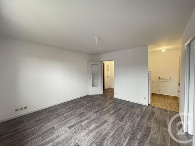 Appartement T2 à vendre - 2 pièces - 42.22 m2 - BESANCON - 25 - FRANCHE-COMTE - Century 21 Chaprais Immobilier