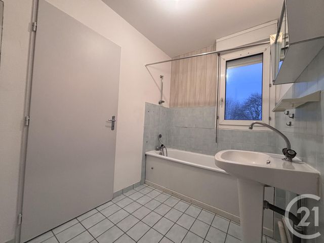 Appartement T2 à vendre - 2 pièces - 42.22 m2 - BESANCON - 25 - FRANCHE-COMTE - Century 21 Chaprais Immobilier