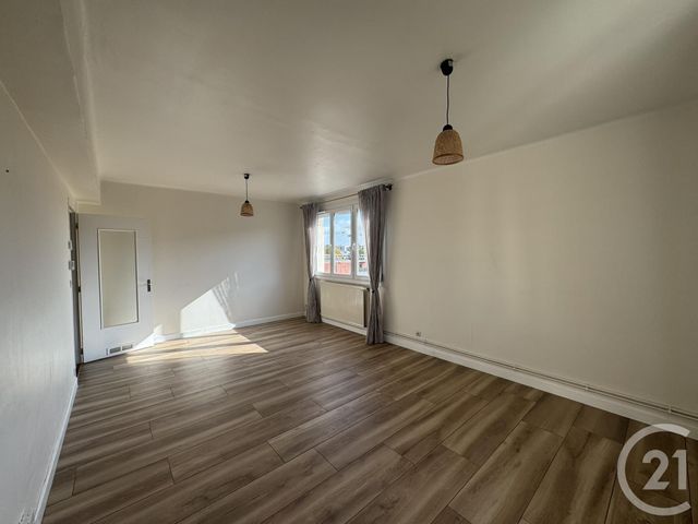 Appartement T4 à vendre - 4 pièces - 76.23 m2 - BESANCON - 25 - FRANCHE-COMTE - Century 21 Chaprais Immobilier