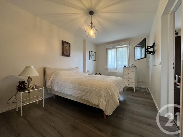 Appartement T3 à vendre - 3 pièces - 62.75 m2 - SAONE - 25 - FRANCHE-COMTE - Century 21 Chaprais Immobilier