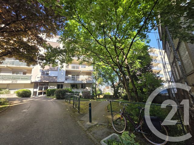 Appartement F1 à louer - 1 pièce - 29.65 m2 - BESANCON - 25 - FRANCHE-COMTE - Century 21 Chaprais Immobilier