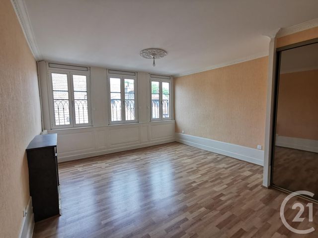 Appartement à louer - 3 pièces - 86.88 m2 - BESANCON - 25 - FRANCHE-COMTE - Century 21 Chaprais Immobilier