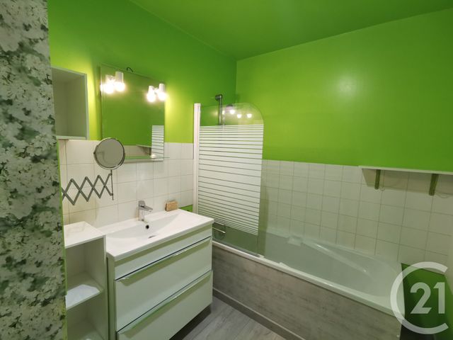 Appartement F1 à louer - 1 pièce - 34.96 m2 - BESANCON - 25 - FRANCHE-COMTE - Century 21 Chaprais Immobilier