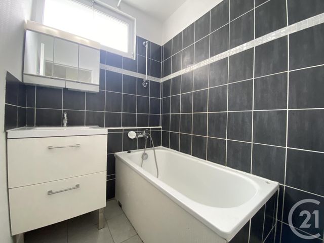 Appartement F3 à louer - 3 pièces - 57.36 m2 - BESANCON - 25 - FRANCHE-COMTE - Century 21 Chaprais Immobilier