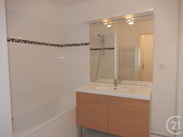 Appartement F2 à louer - 2 pièces - 40.16 m2 - BESANCON - 25 - FRANCHE-COMTE - Century 21 Chaprais Immobilier