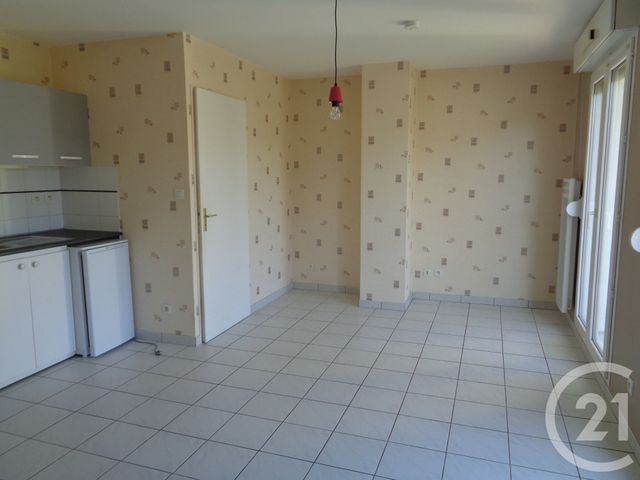 Appartement Studio à louer - 1 pièce - 27.84 m2 - BESANCON - 25 - FRANCHE-COMTE - Century 21 Chaprais Immobilier