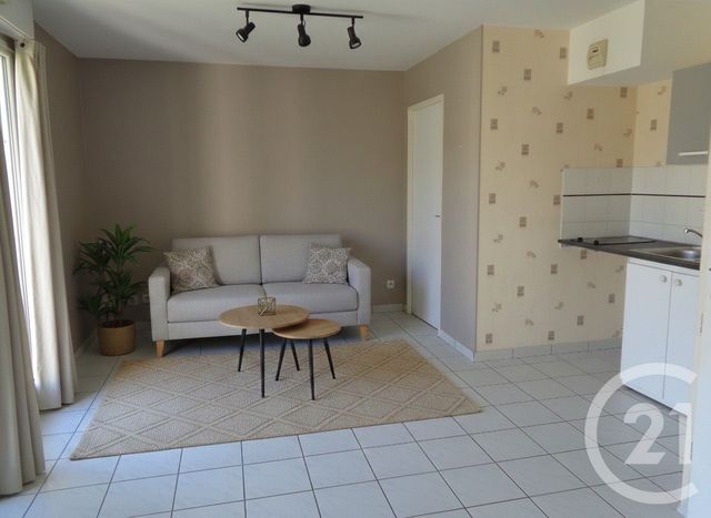 Appartement Studio à louer - 1 pièce - 27.84 m2 - BESANCON - 25 - FRANCHE-COMTE - Century 21 Chaprais Immobilier