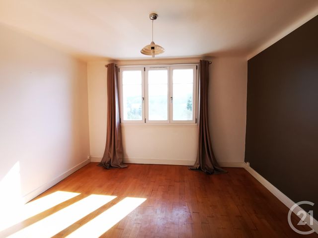 Appartement T3 à louer - 3 pièces - 66.25 m2 - BESANCON - 25 - FRANCHE-COMTE - Century 21 Chaprais Immobilier