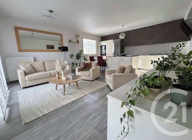 Appartement F3 à vendre - 3 pièces - 79.84 m2 - BESANCON - 25 - FRANCHE-COMTE - Century 21 Chaprais Immobilier