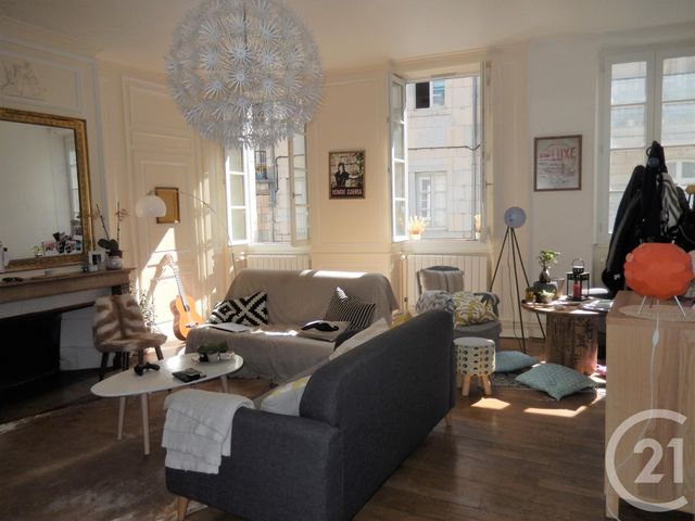Appartement F3 à louer - 3 pièces - 100.05 m2 - BESANCON - 25 - FRANCHE-COMTE - Century 21 Chaprais Immobilier