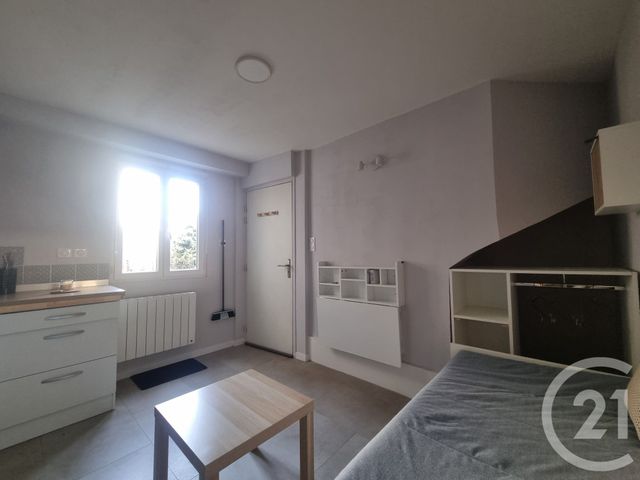 Appartement F1 à louer - 1 pièce - 11.67 m2 - BESANCON - 25 - FRANCHE-COMTE - Century 21 Chaprais Immobilier