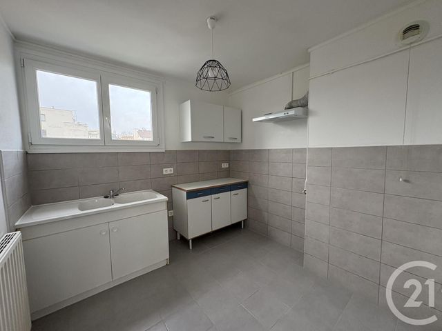 Appartement F4 à louer - 4 pièces - 61.85 m2 - BESANCON - 25 - FRANCHE-COMTE - Century 21 Chaprais Immobilier