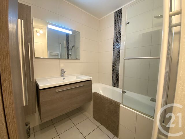 Appartement T2 à louer - 2 pièces - 43.65 m2 - BESANCON - 25 - FRANCHE-COMTE - Century 21 Chaprais Immobilier