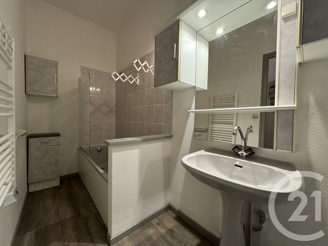 Appartement T1 à vendre - 1 pièce - 31.02 m2 - BESANCON - 25 - FRANCHE-COMTE - Century 21 Chaprais Immobilier