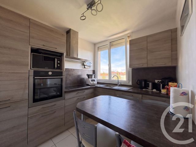 Appartement F4 à vendre - 4 pièces - 69.18 m2 - BESANCON - 25 - FRANCHE-COMTE - Century 21 Chaprais Immobilier