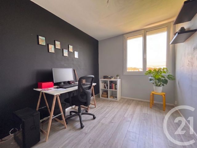 Appartement F4 à vendre - 4 pièces - 69.18 m2 - BESANCON - 25 - FRANCHE-COMTE - Century 21 Chaprais Immobilier