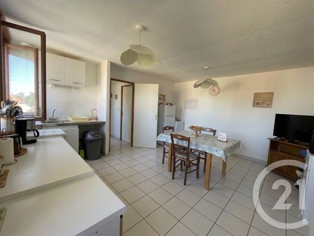 Appartement T2 à vendre - 2 pièces - 38.02 m2 - ECOLE VALENTIN - 25 - FRANCHE-COMTE - Century 21 Chaprais Immobilier