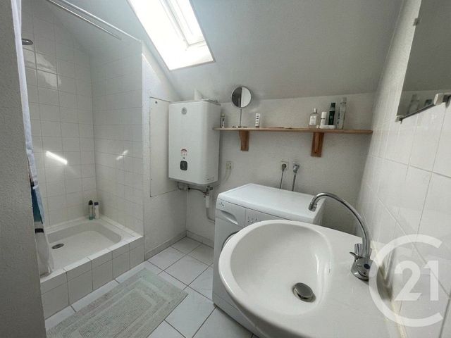 Appartement T2 à vendre - 2 pièces - 38.02 m2 - ECOLE VALENTIN - 25 - FRANCHE-COMTE - Century 21 Chaprais Immobilier