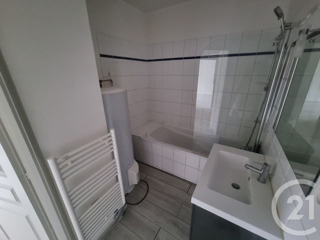 Appartement F3 à louer - 3 pièces - 49.58 m2 - BESANCON - 25 - FRANCHE-COMTE - Century 21 Chaprais Immobilier